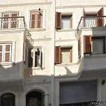 Fullhouse Aparthotel 3*