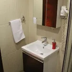 Fullhouse Aparthotel