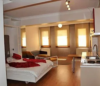 Fullhouse 3* Istanboel